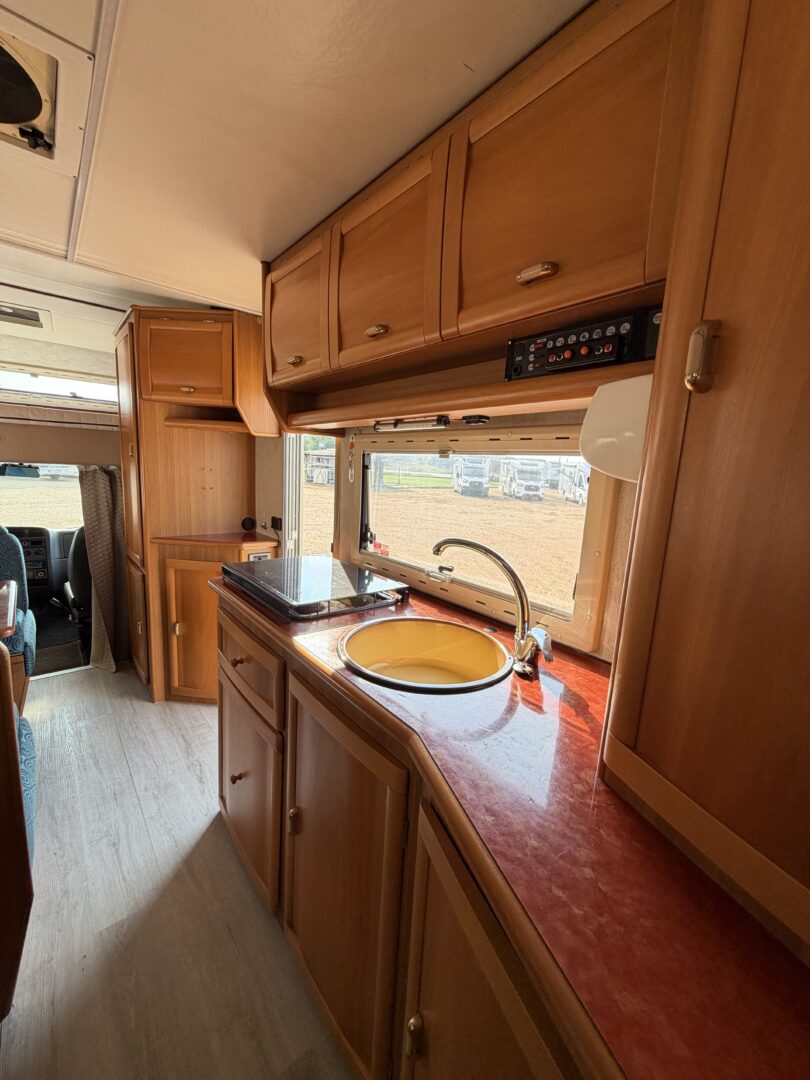 CI Elegance 640