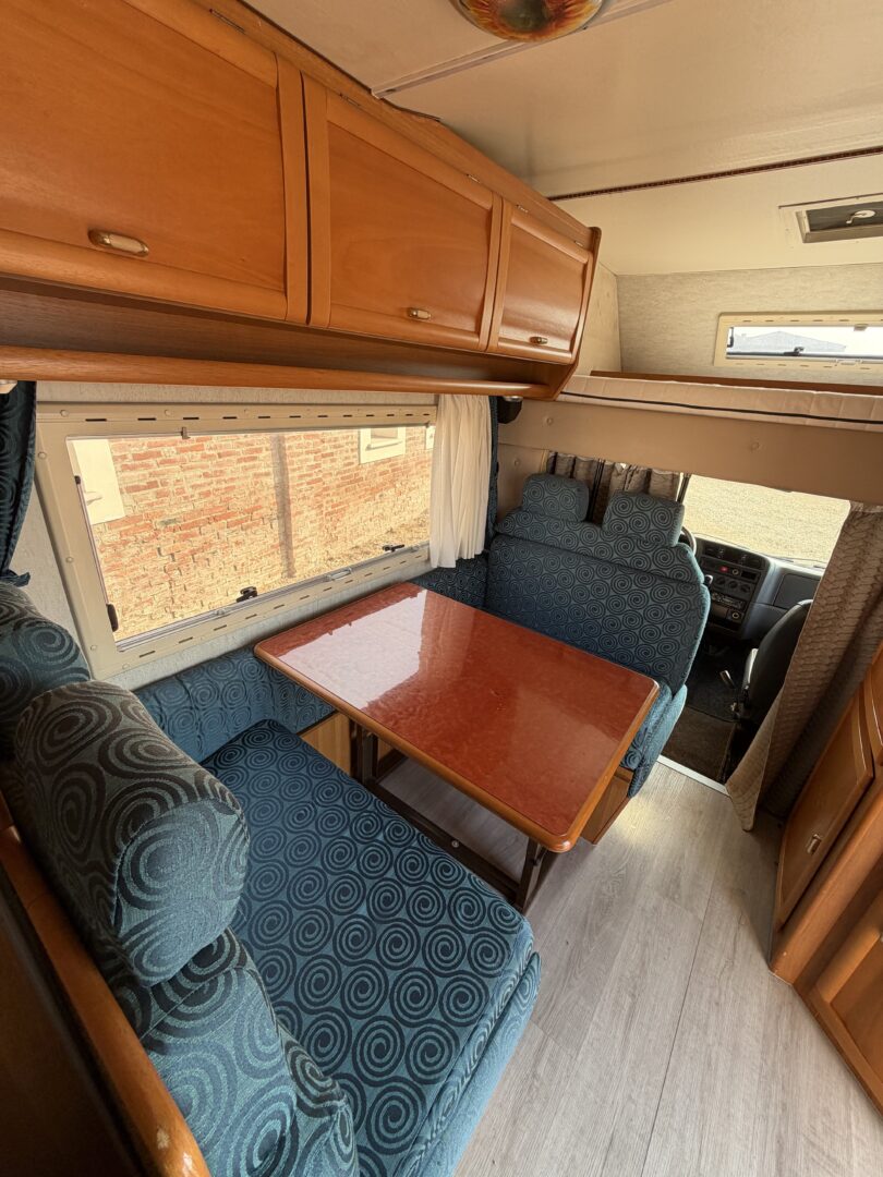 CI Elegance 640