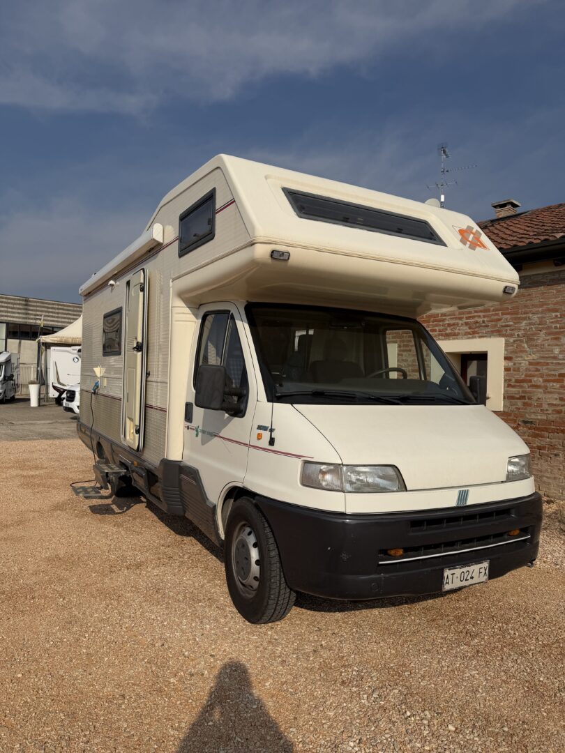 CI Elegance 640