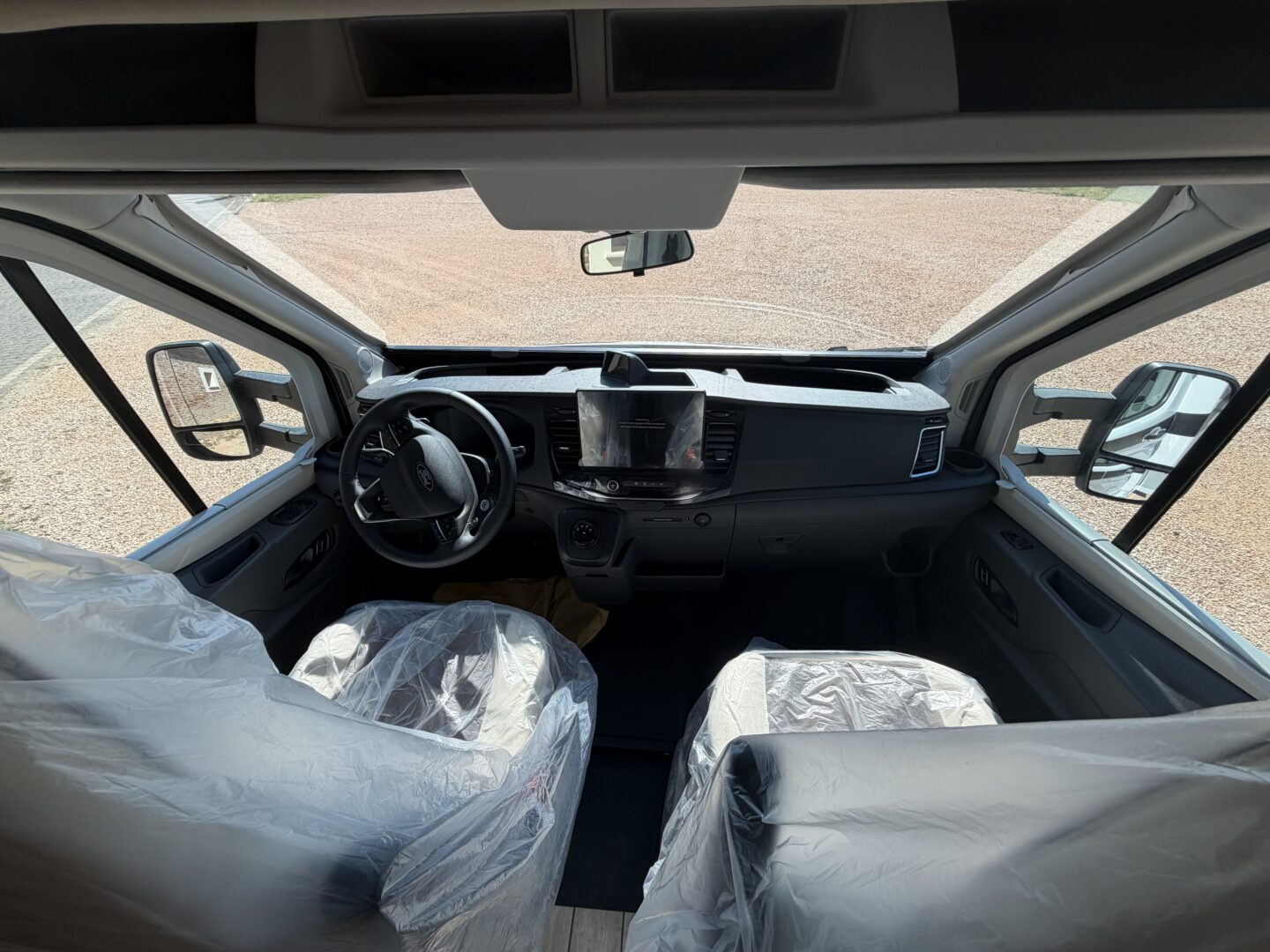 McLouis MC4 370