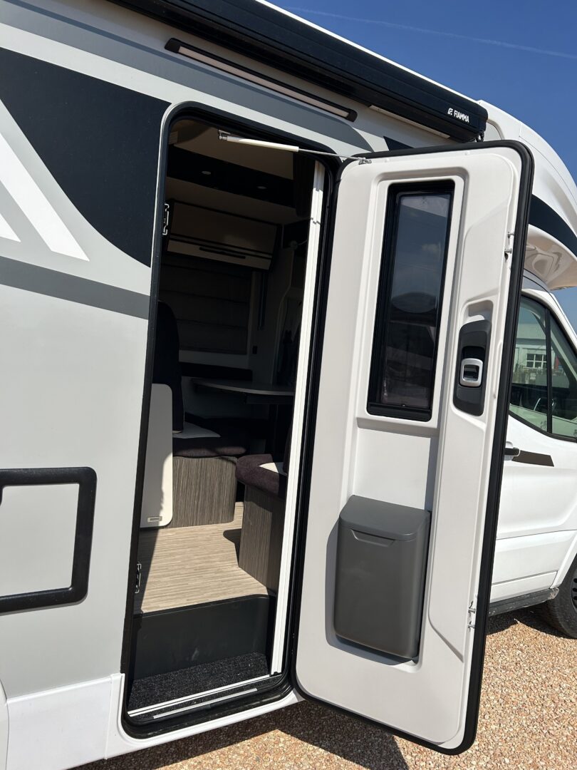 McLouis MC4 860
